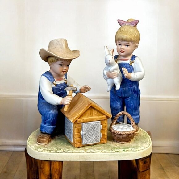 1985 Vintage Denim Days 1514 Danny and Debbie Bunny Hutch Figurine By Homco - Picture 1 of 10